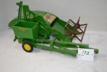 Ertl John Deere 50th Anniversary No. 12A 1/16 Scale Pull-Behind Combine
