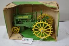 Ertl John Deere 1934 Model A 1/16 Scale Tractor w/Box