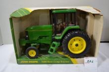 Ertl John Deere 7600 1/16 Scale Row Crop Tractor w/Box
