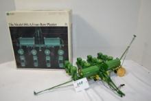 Ertl Precision Classics No. 9 John Deere Model 494-A 1/16 Scale 4-Row Planter w/Medallion and Box