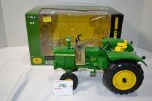 Ertl Precision Key Series No. 6 John Deere 4020 1/16 Scale Diesel Standard Tractor w/Key and Box