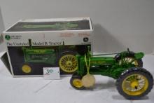Ertl Precision Classics No. 24 John Deere Model "B" 1/16 Scale Unstyled Tractor w/Medallion and Box
