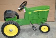 Ertl 1965 John Deere 5020 Diesel Pedal Tractor