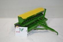 Ertl John Deere 1/16 Scale Grain Drill