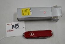 Victorinox Model 53401 Executive Red Folding Survival Knife; NIB