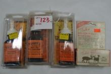 1 Lot of Doe and Buck Lure including 3-Weaver and 1-Tinks