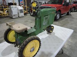 John Deere pedal tractor, wide front, scale model D-33, OTC-6301.