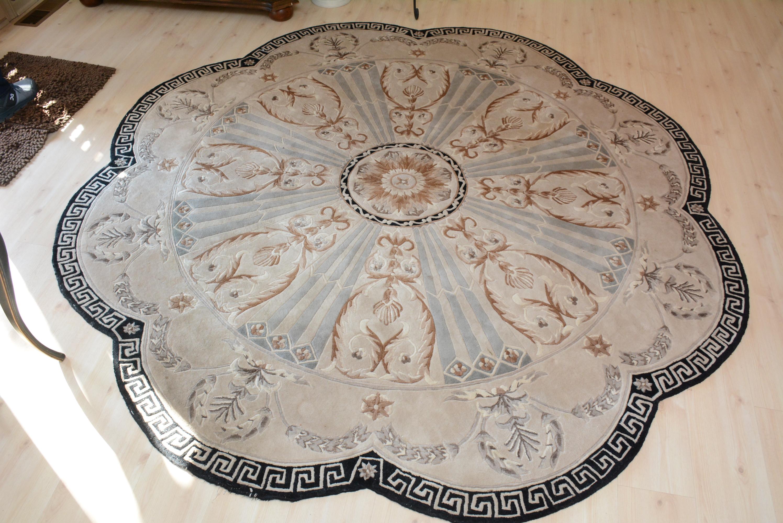 96" Round Silk Carpet