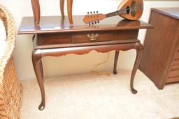 Sofa Table With Queen Anne Legs