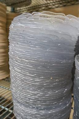 (Approx. 60) Plastic Salad Plates