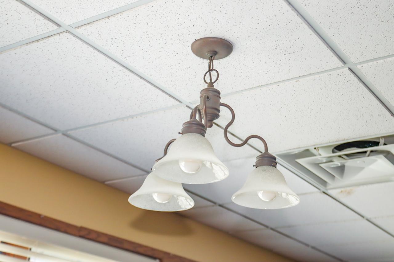 (12) 3-Tier Ceiling Lights