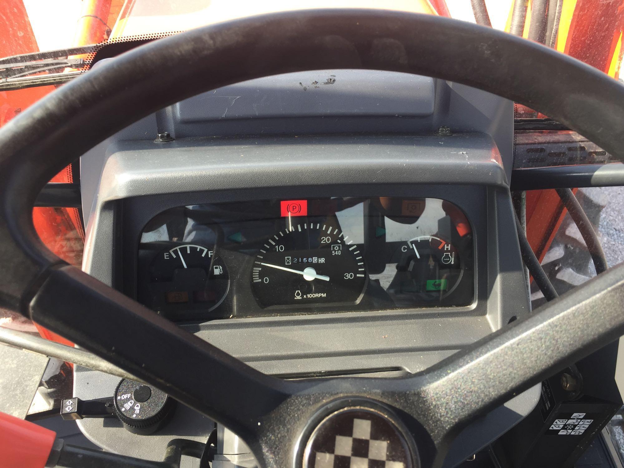 2004 KUBOTA M105S TRACTOR