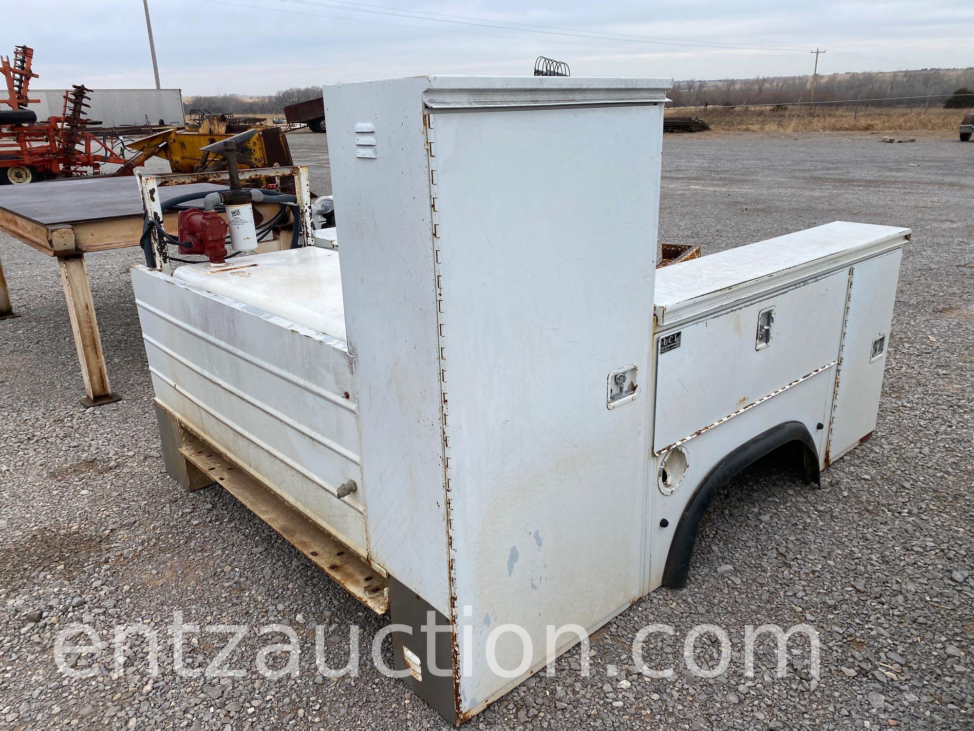 KNAPHEIDE UTILITY BED WITH 100 GALLON DIESEL