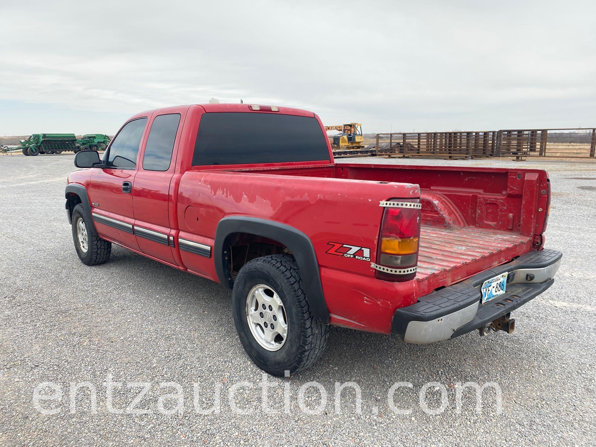 2002 CHEVY Z71 1500 PICKUP, EXT. CAB, V8,