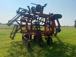 RICHARDSON 30' SWEEP, PICKERS