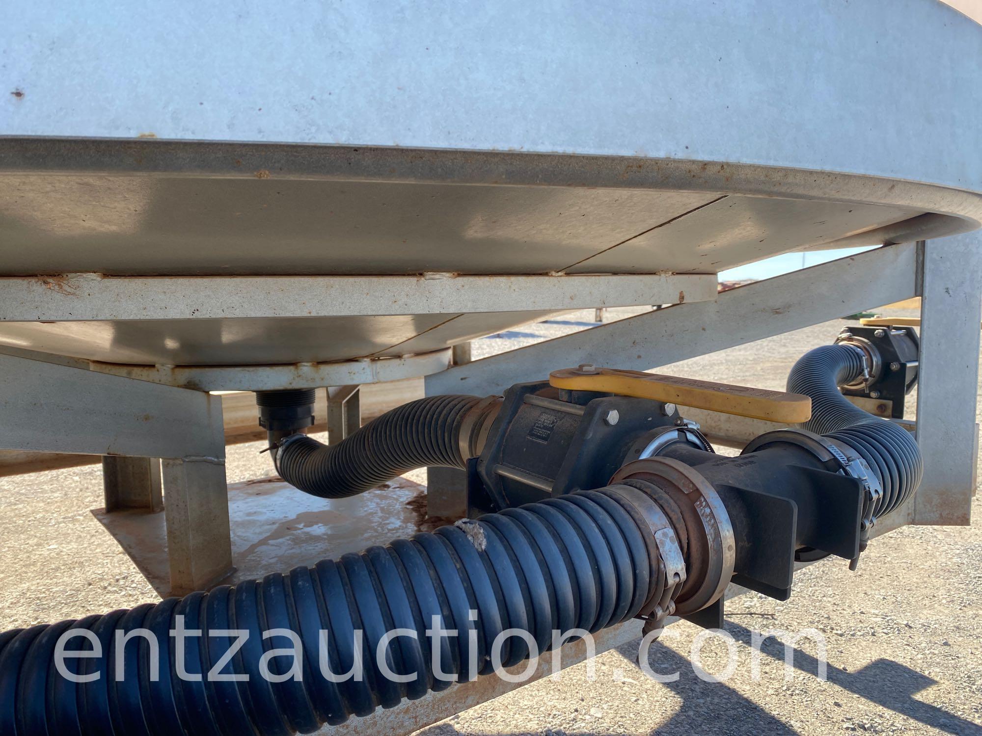 PORTABLE TWIN 3000 GALLON CONE BOTTOM LIQUID