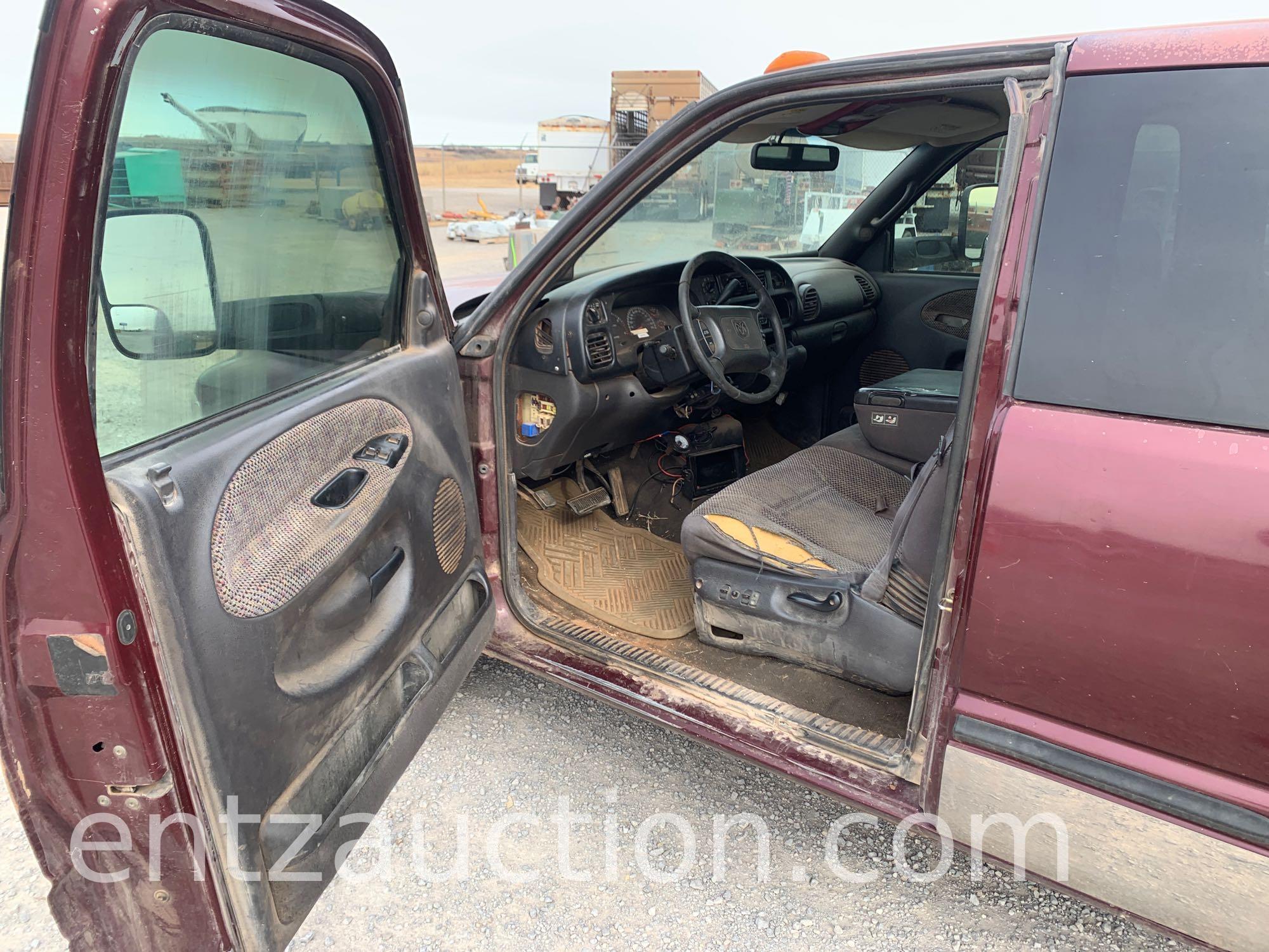2001 DODGE 3500 PICKUP, EXTENDED CAB, 5.9 L