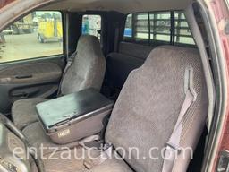 2001 DODGE 3500 PICKUP, EXTENDED CAB, 5.9 L