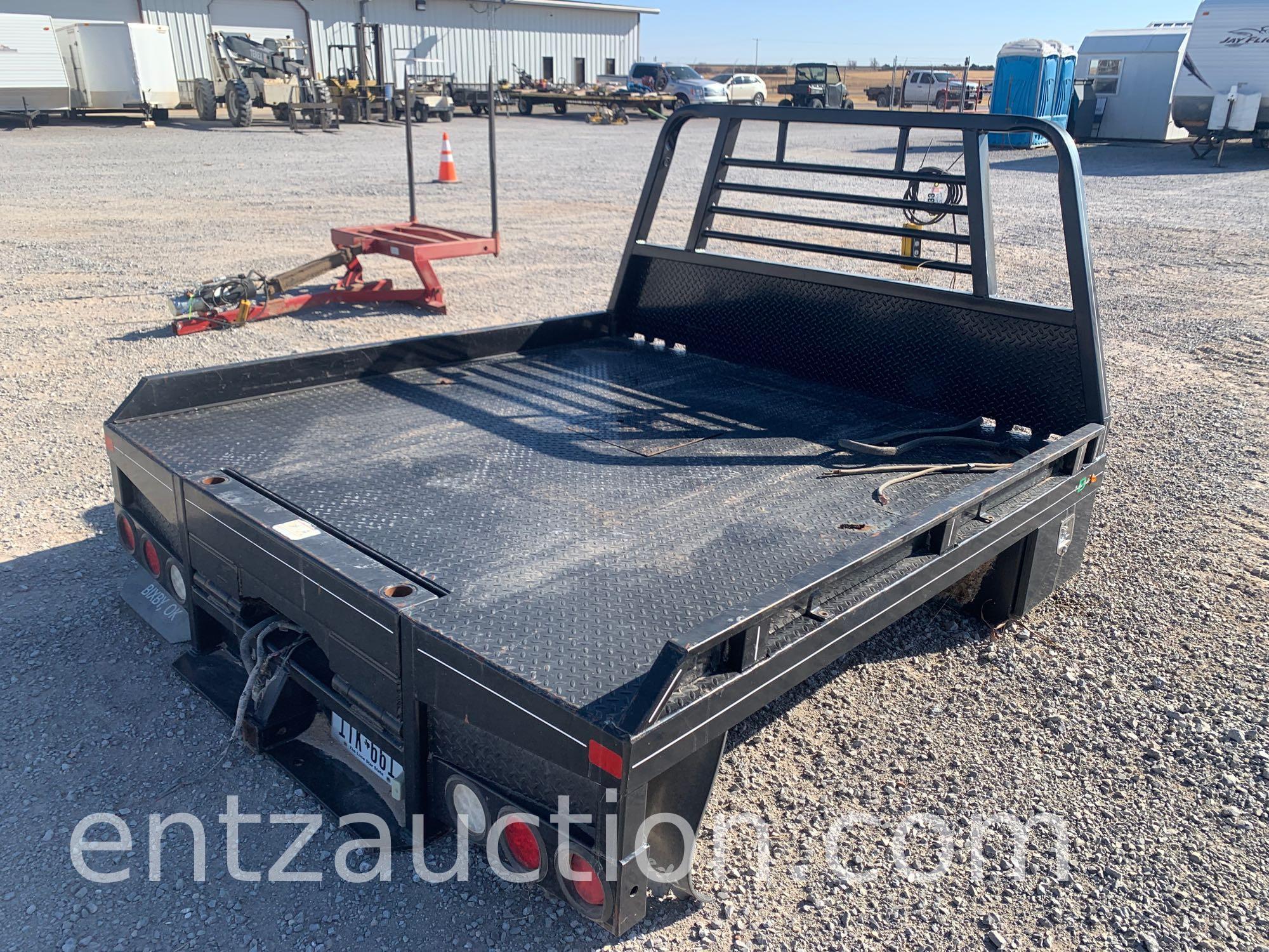 7' X 7' BUTLER HYD. SPIKE HAY BED, 12 VOLT