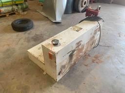 L-SHAPED FUEL TANK WITH FILLRITE PUMP 12V 15 GPM