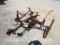 ANTIQUE SINGLE BOTTOM PLOW
