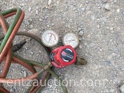 VICTOR CUTTING TORCH, 2 SETS OF GAUGES