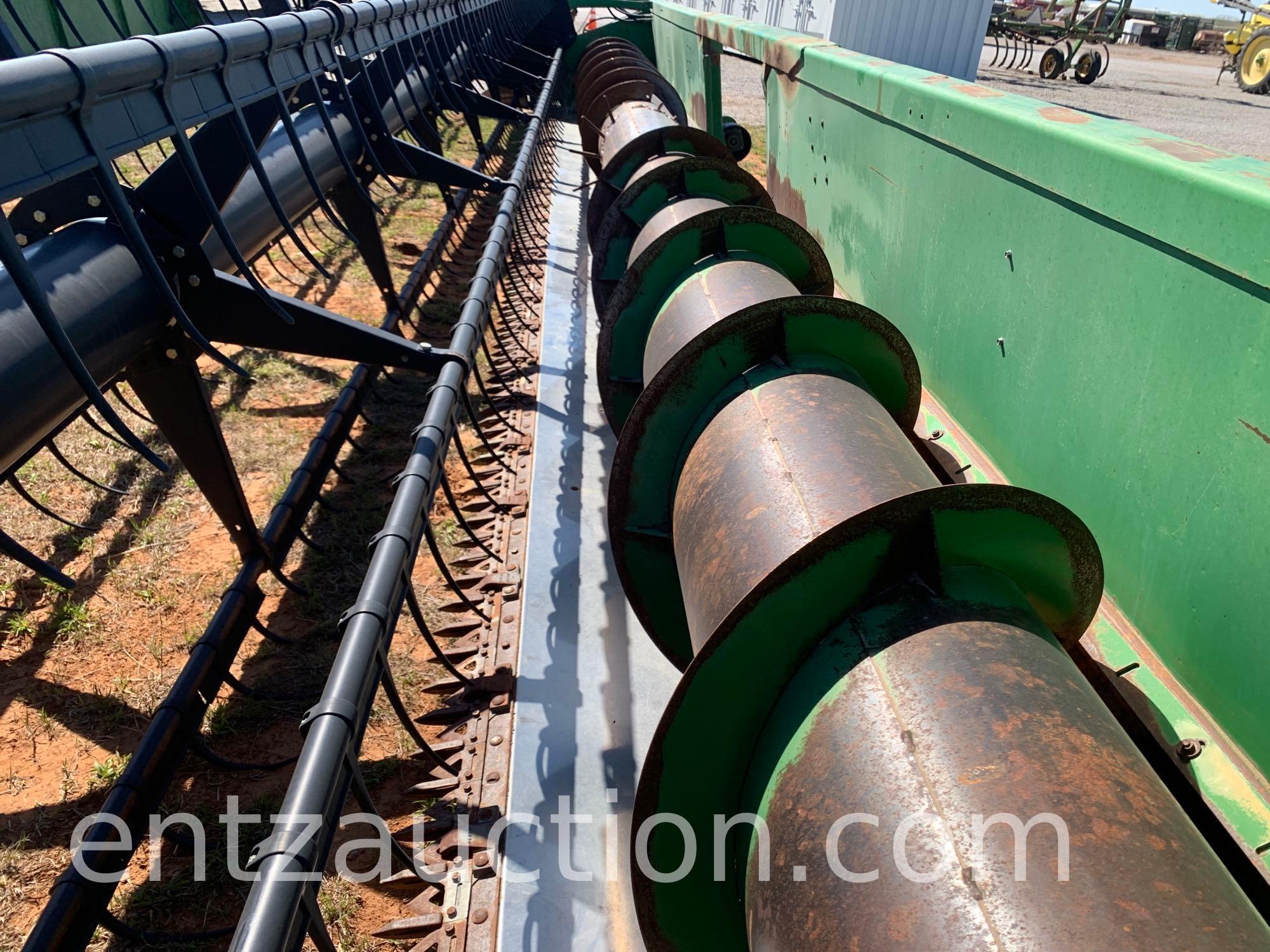 JD 930 PLATFORM HEADER W/ PICKUP REEL,