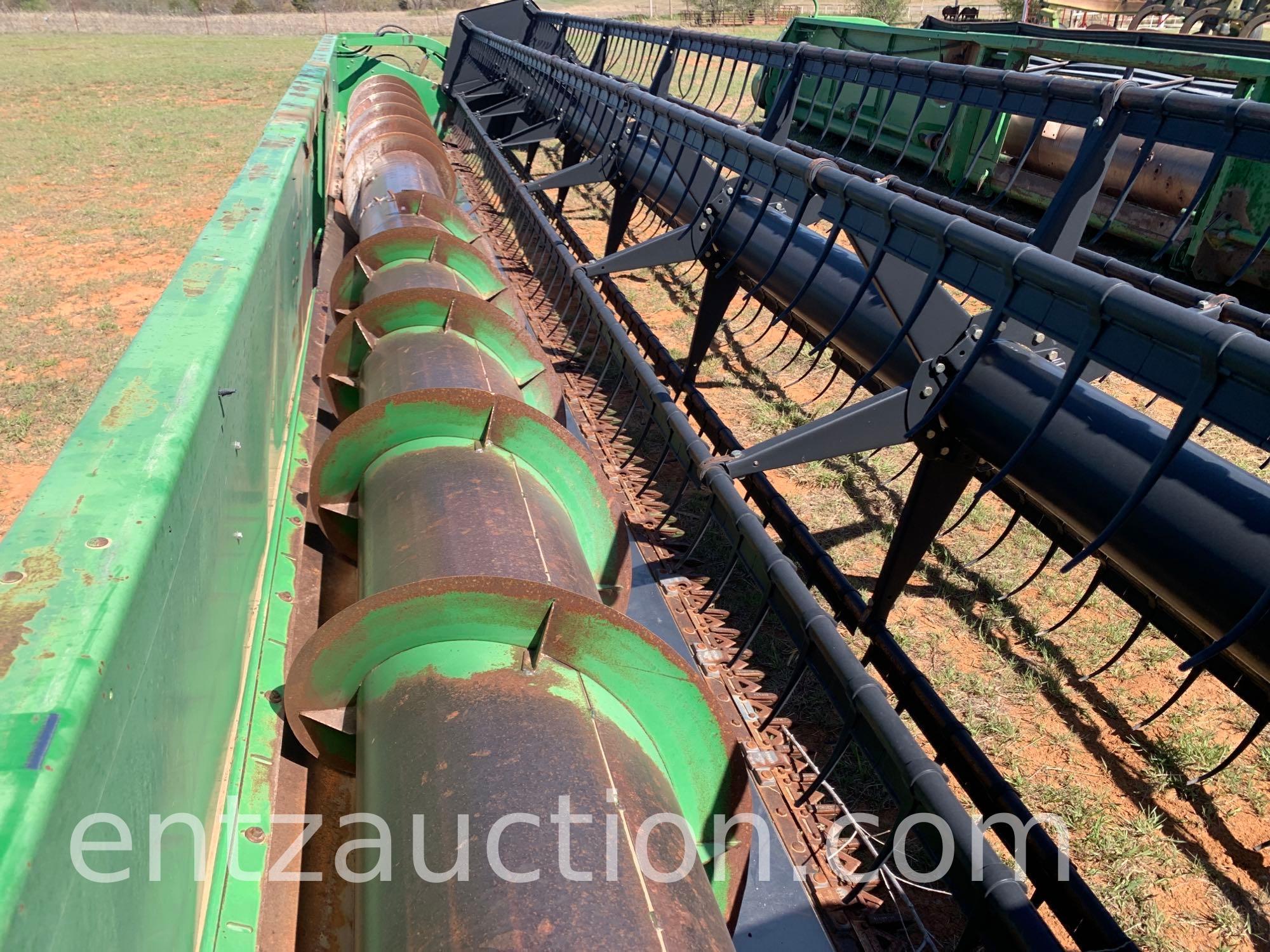 JD 930 PLATFORM HEADER W/ PICKUP REEL,
