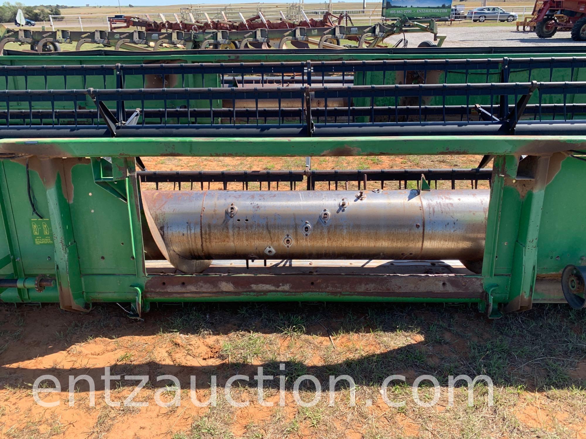 JD 930 PLATFORM HEADER W/ PICKUP REEL,