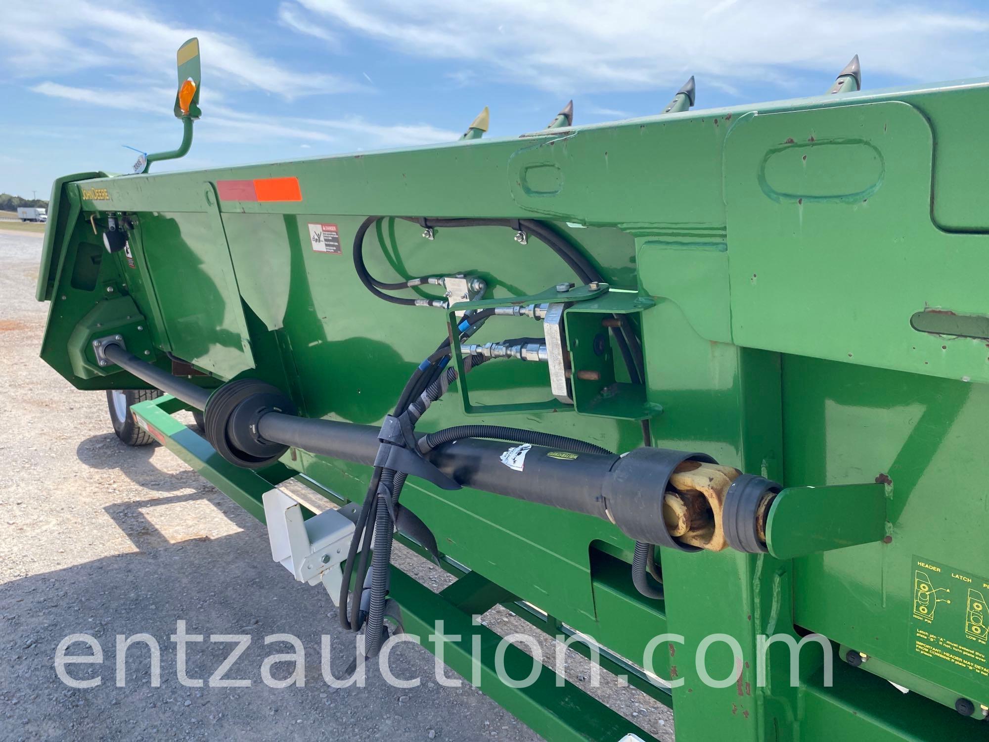 2012 JD 612 C CORN HEAD, 12 ROW, 30" *HEADER ONLY,