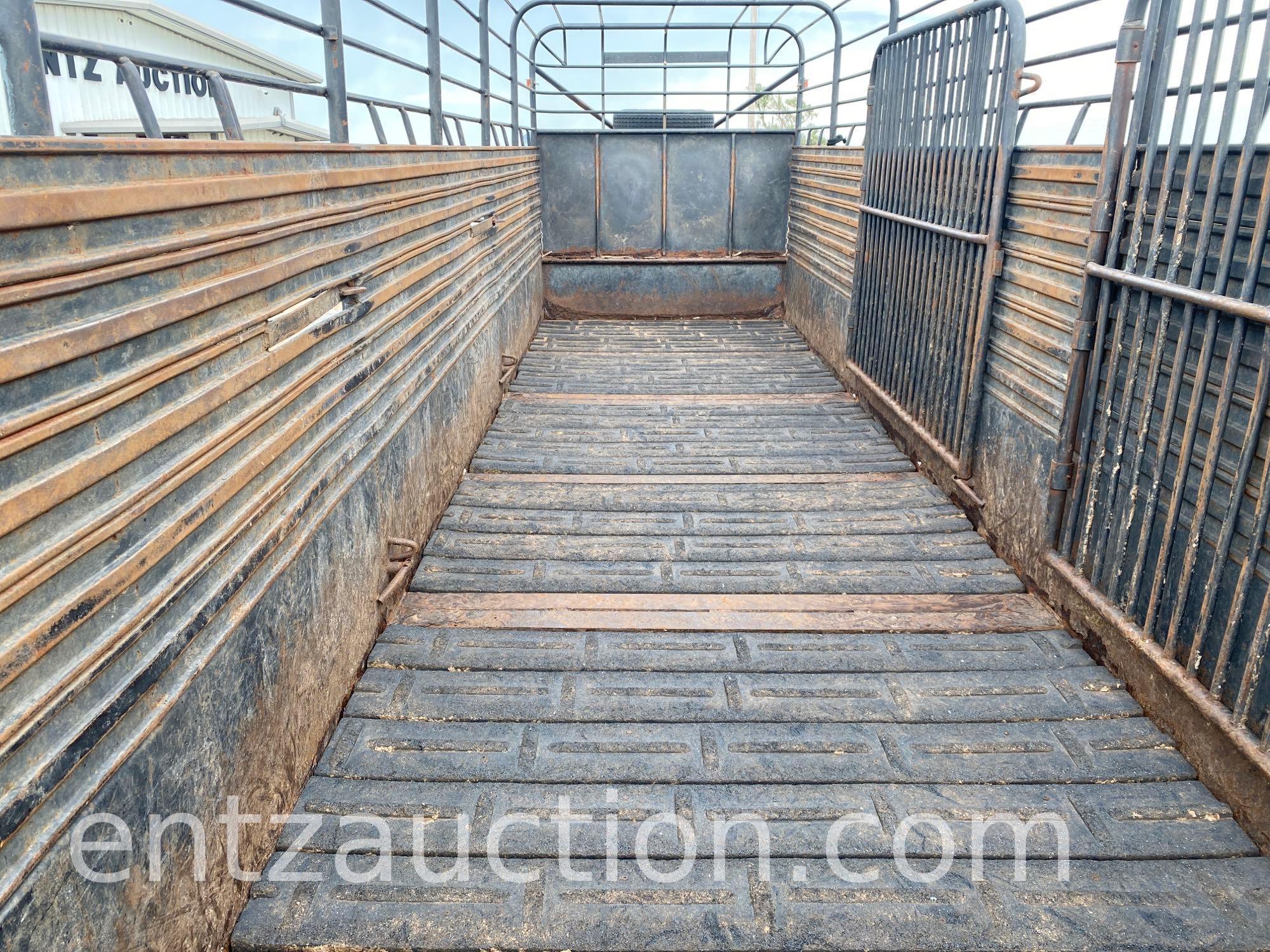 2005 GOOSENECK BAR TOP STOCK TRAILER, 6' X 24',