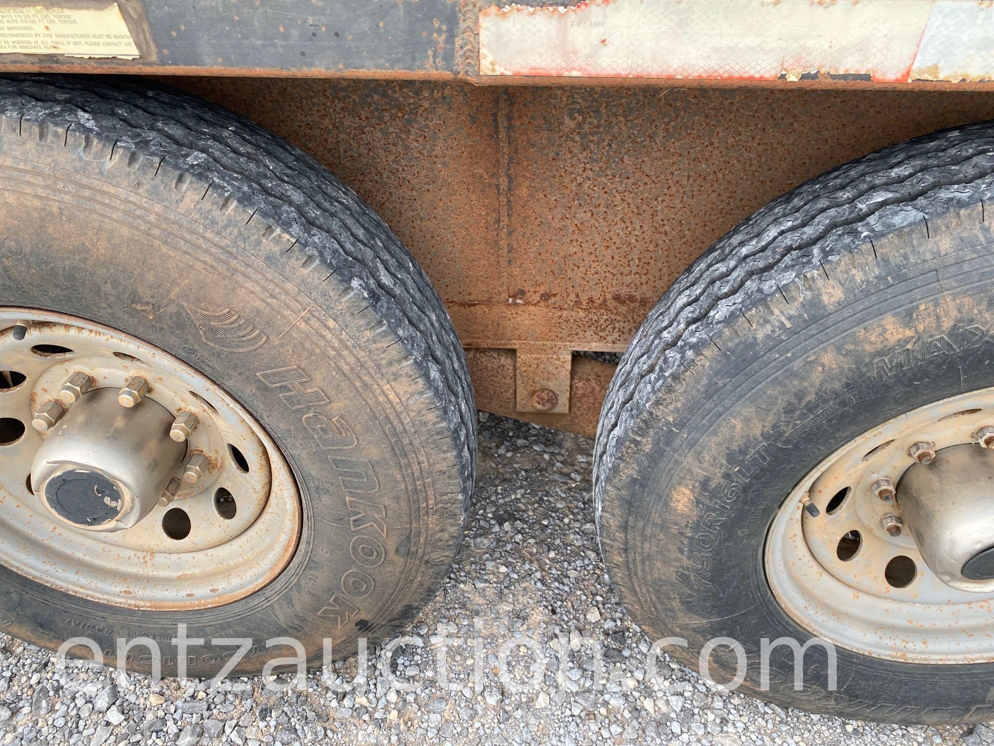 2005 GOOSENECK BAR TOP STOCK TRAILER, 6' X 24',