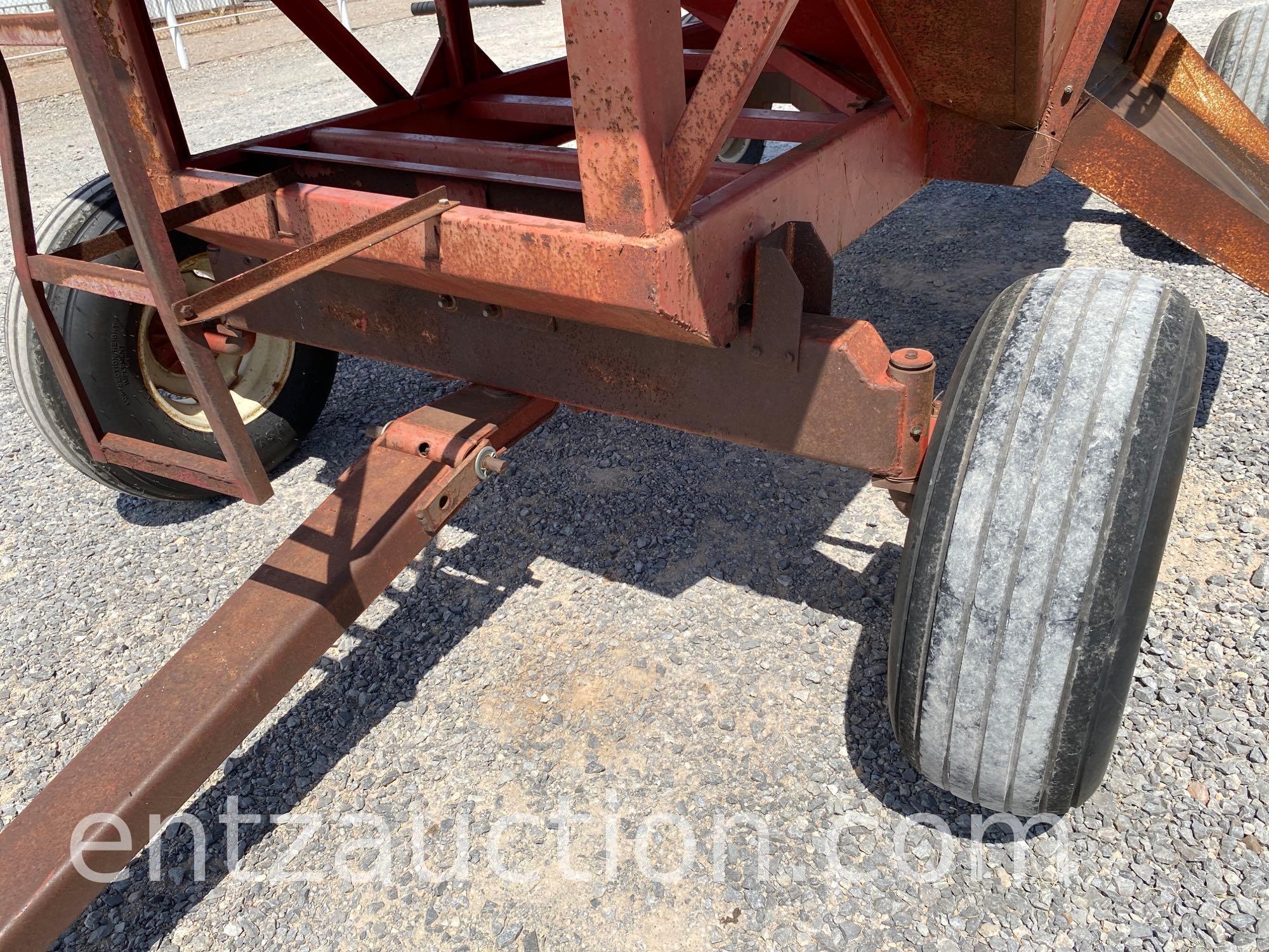 EZ TRAIL GRAVITY WAGON, MODEL 300, 2 NEW TIRES