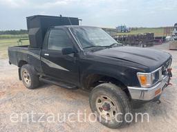 1993 TOYOTA PICKUP, SINGLE CAB, 4X4, 5 SPEED,