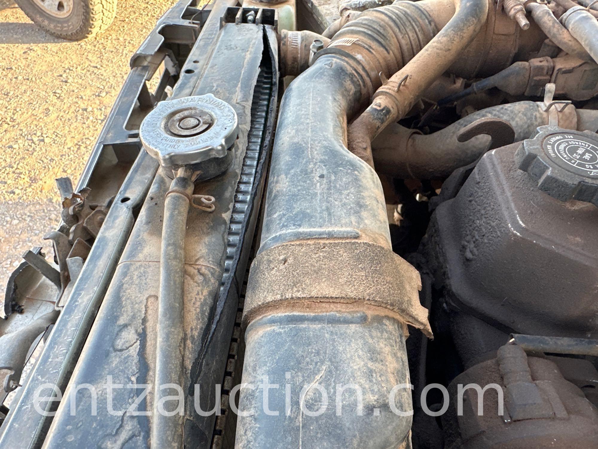 1993 TOYOTA PICKUP, SINGLE CAB, 4X4, 5 SPEED,