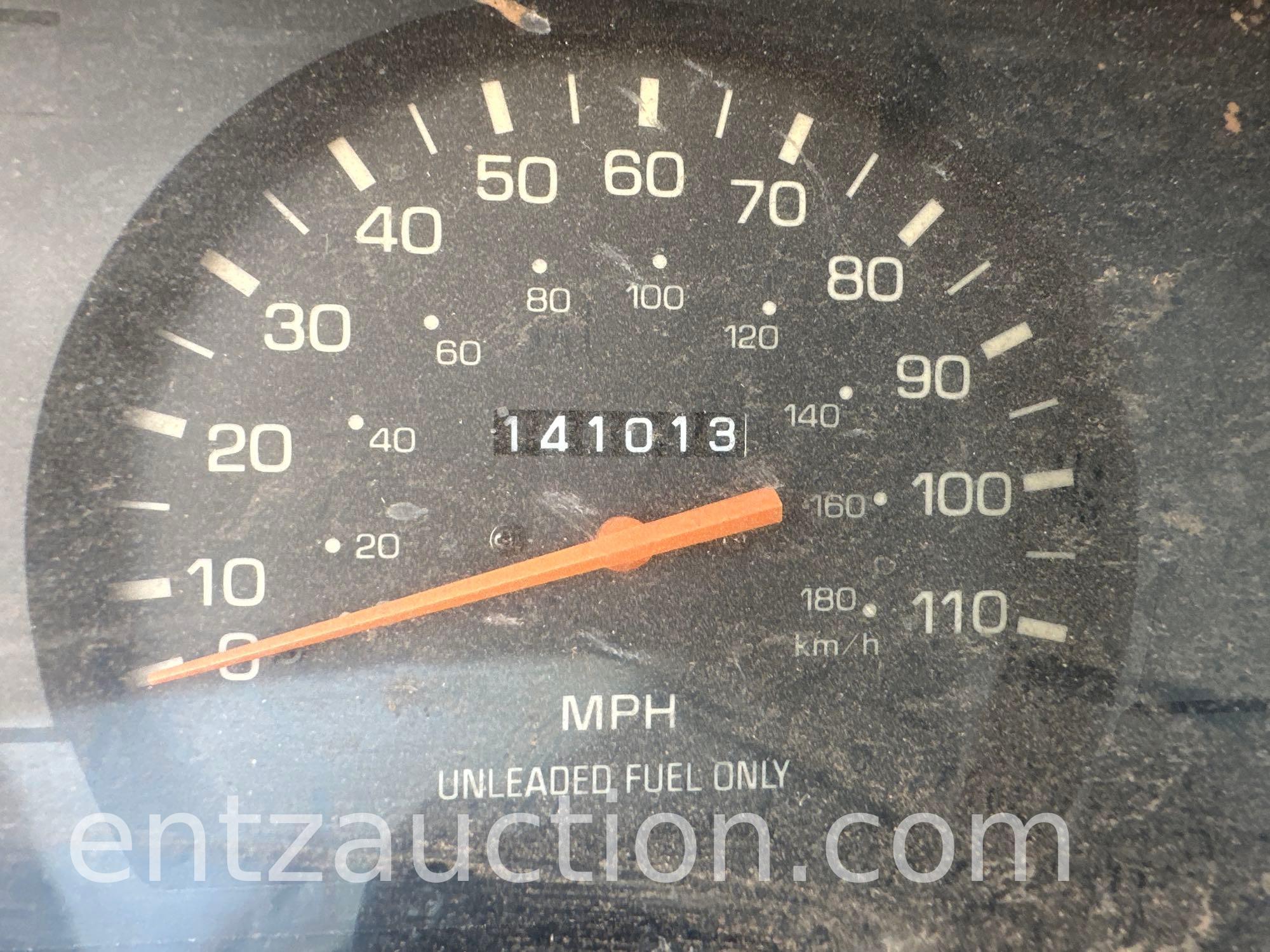 1993 TOYOTA PICKUP, SINGLE CAB, 4X4, 5 SPEED,