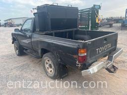 1993 TOYOTA PICKUP, SINGLE CAB, 4X4, 5 SPEED,