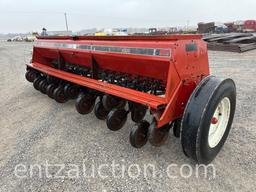 IH 5300 GRAIN DRILL, 20-8, DOUBLE DISC (NOT COMPLETE)