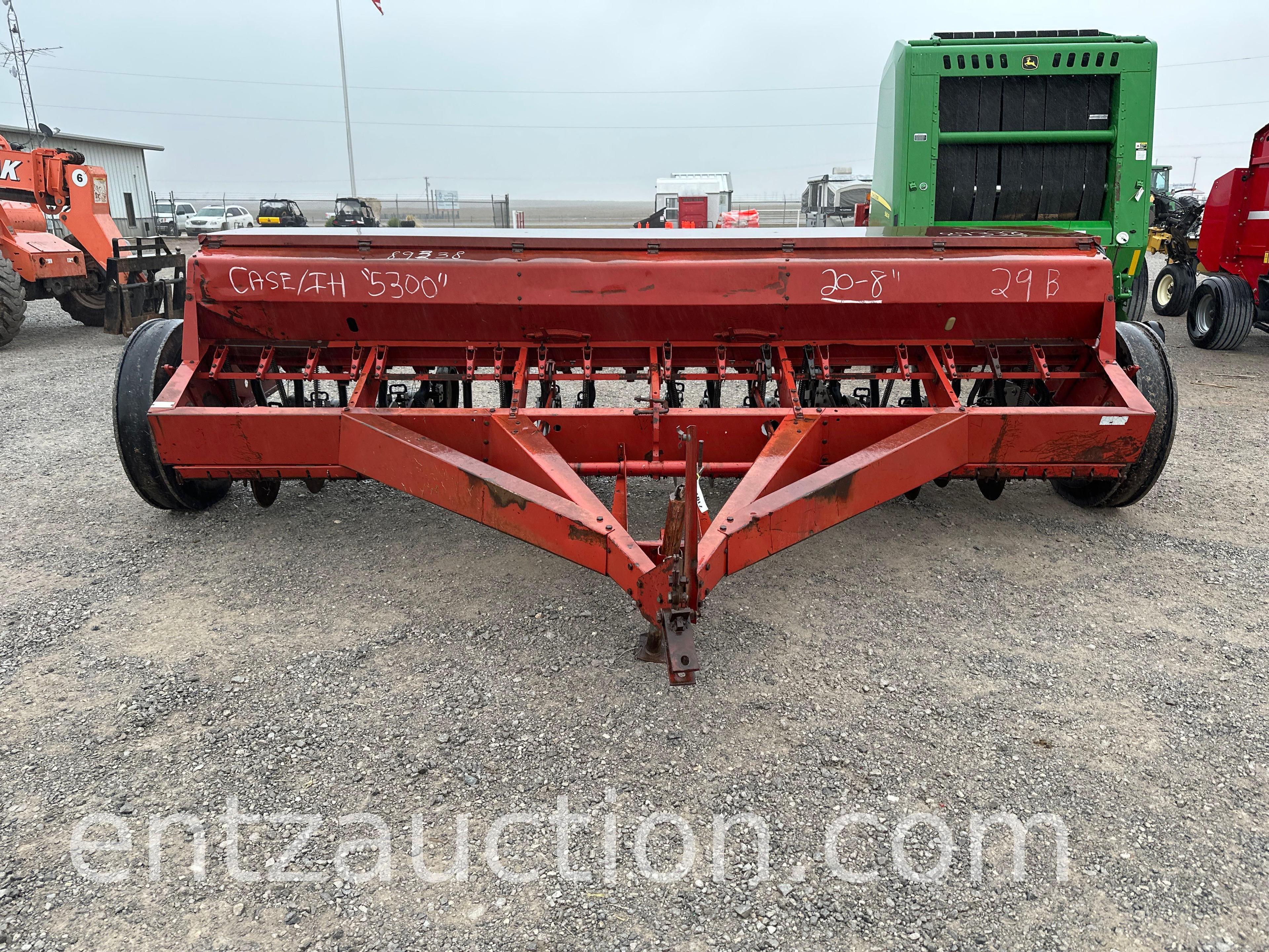 IH 5300 GRAIN DRILL, 20-8, DOUBLE DISC (NOT COMPLETE)