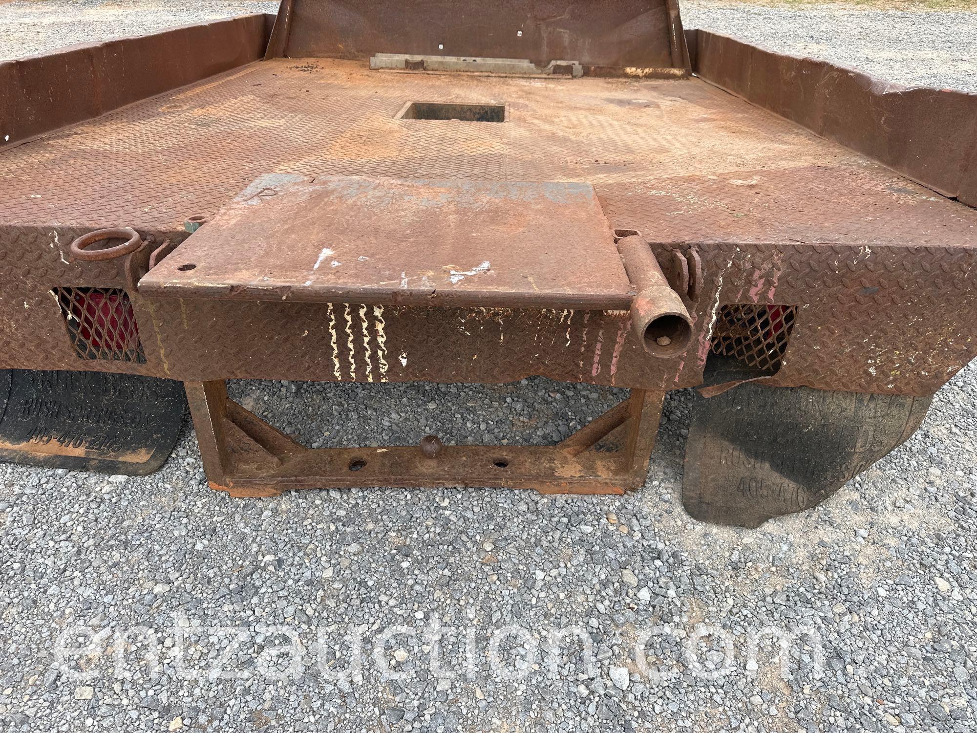 9' STEEL FLATBED, GN HITCH, CAME OFF