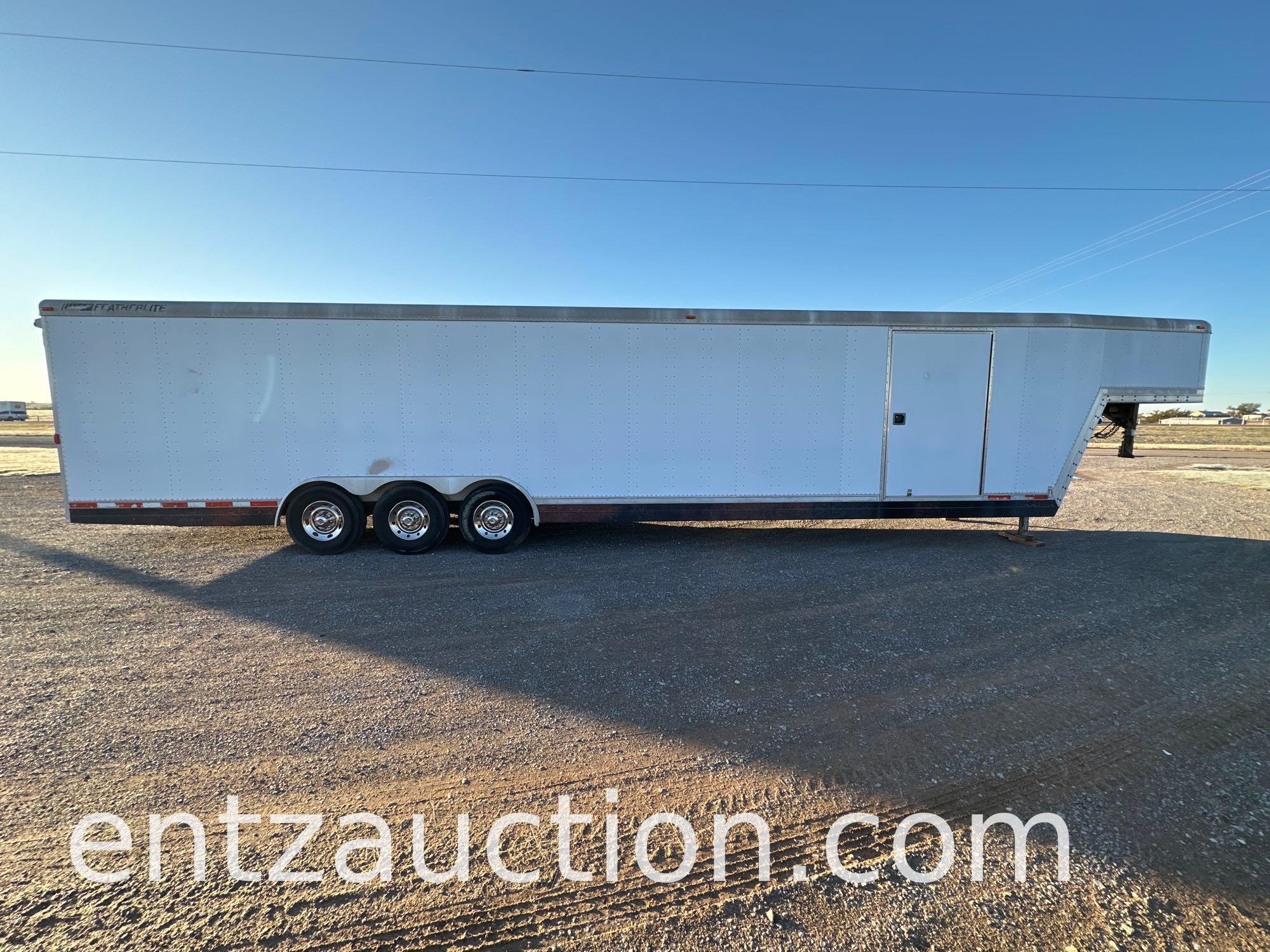 2004 FEATHERLITE TRAILER, 50' X 96", FULLY