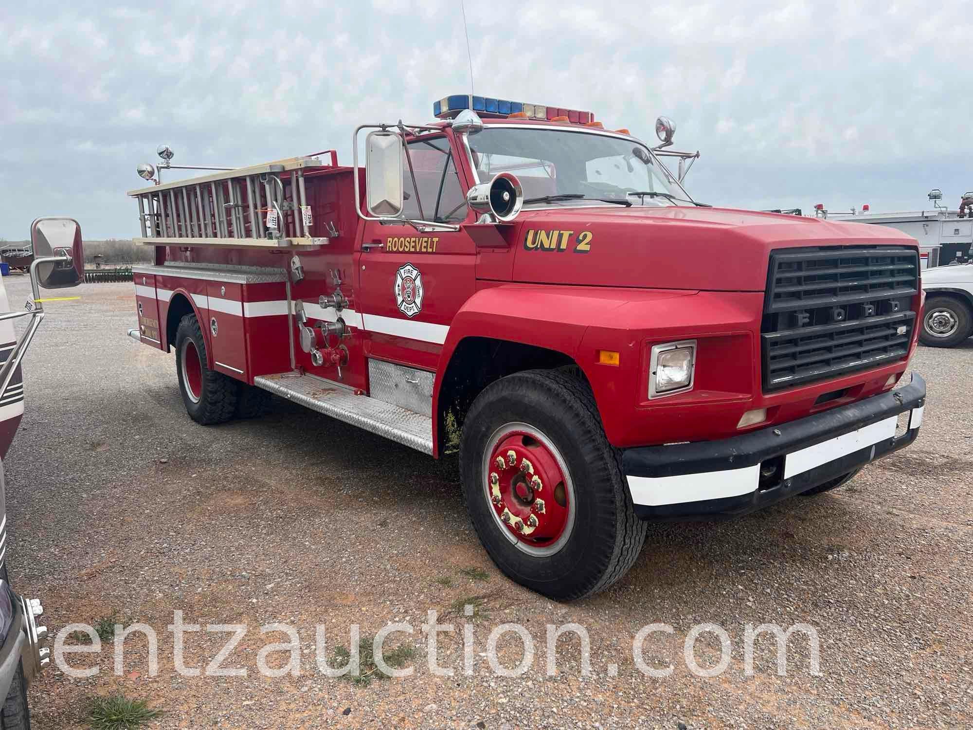 1981 FORD F700 FIRE ENGINE, V8, PROPANE, 5 SPEED