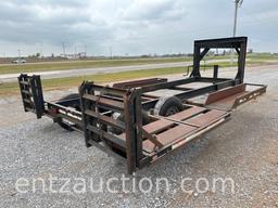 1993 DONAHUE GN EXPANDABLE SWATHER TRAILER,