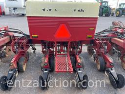IH 800 PLANTER, 8R30, 3PT