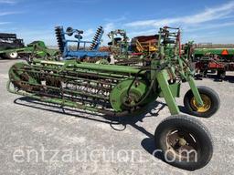 JD 700 HAY RAKE, HYD.