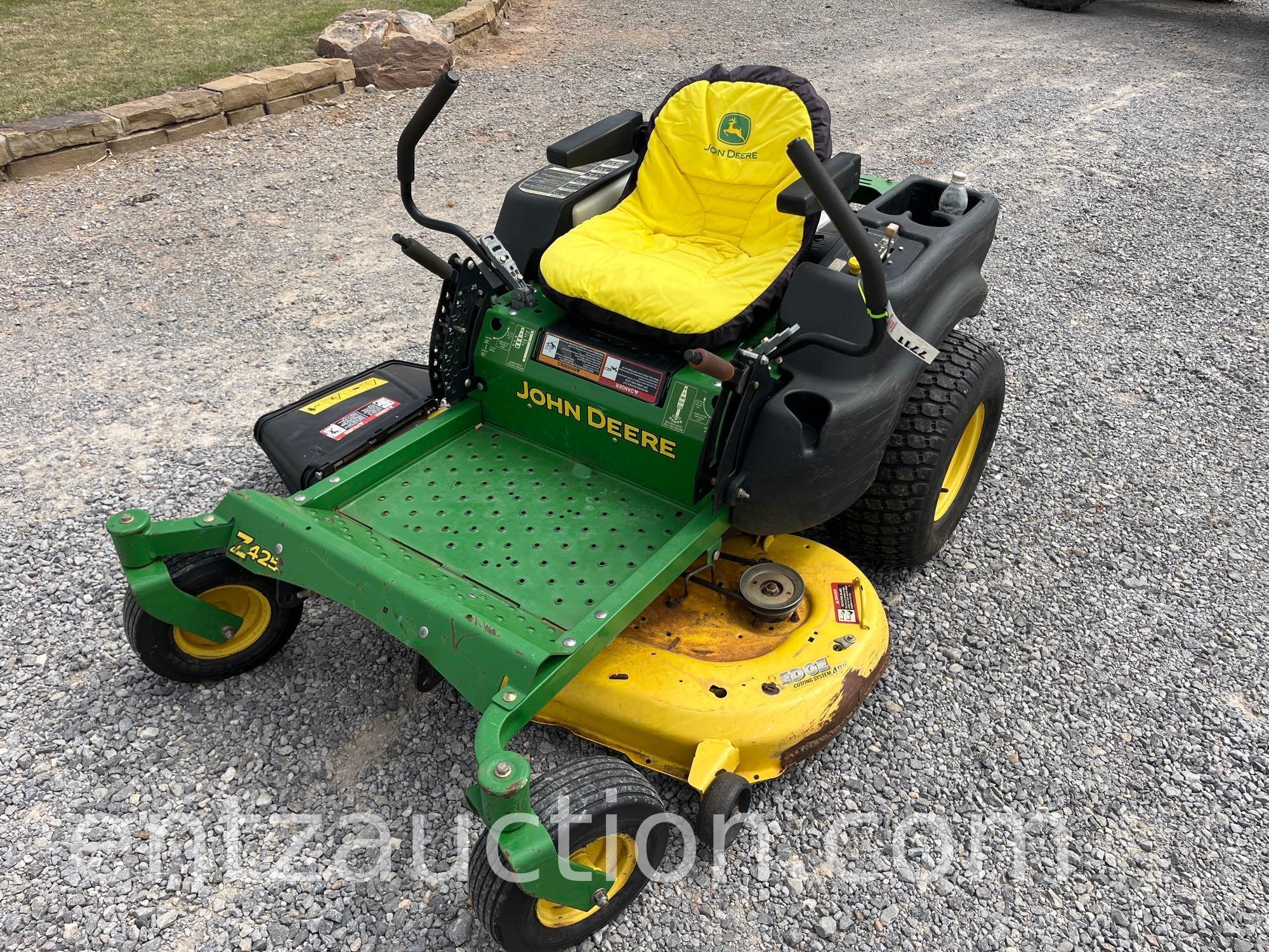 JD Z425 MOWER, 48" DECK, 24HP BRIGGS & STRATTON,