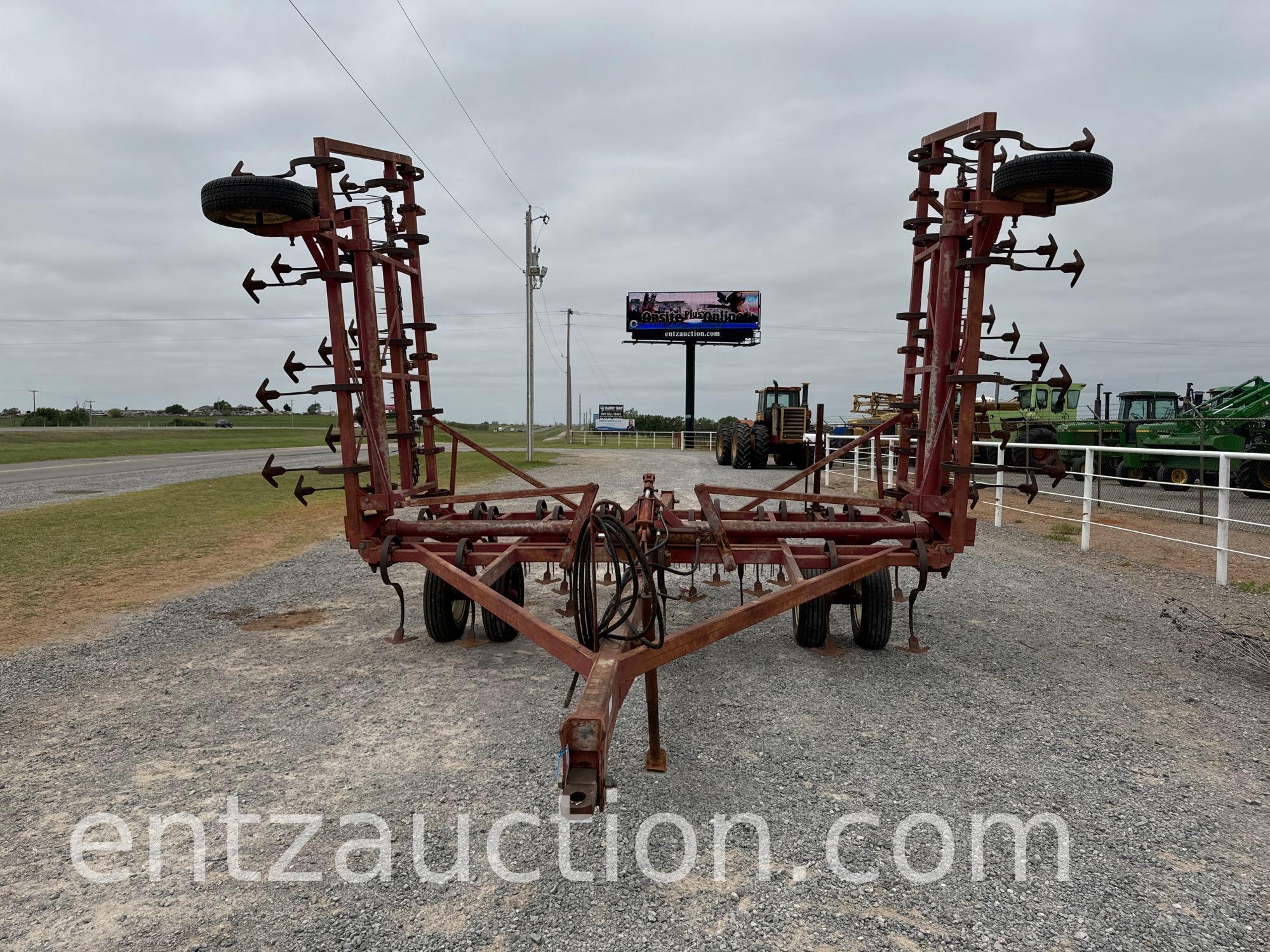 32' FIELD CULTIVATOR, DF, HARROWS,