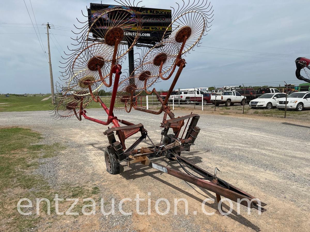 10 WHEEL HAY RAKE