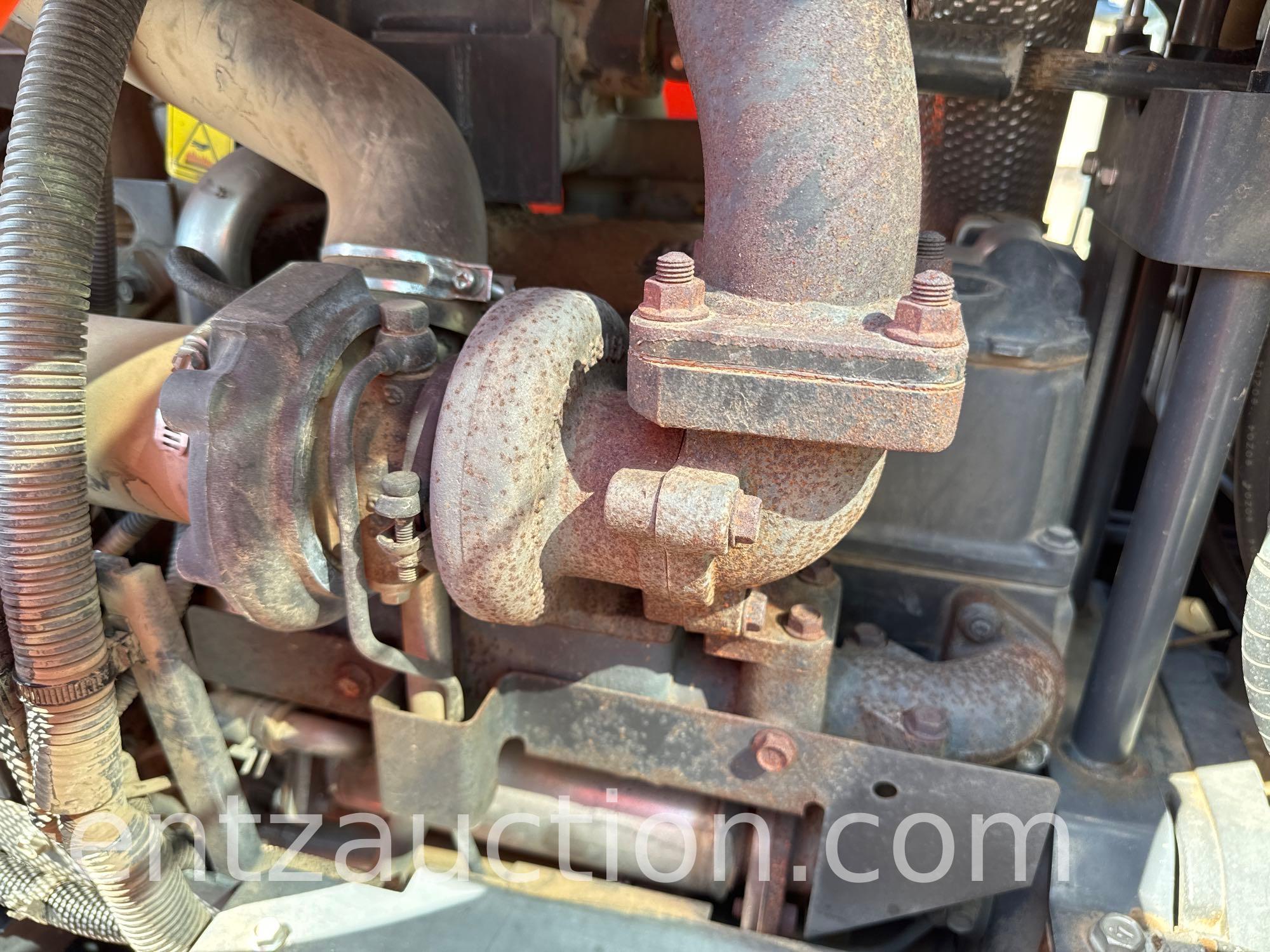 2011 KUBOTA M100X TRACTOR, C&A, 3PT,