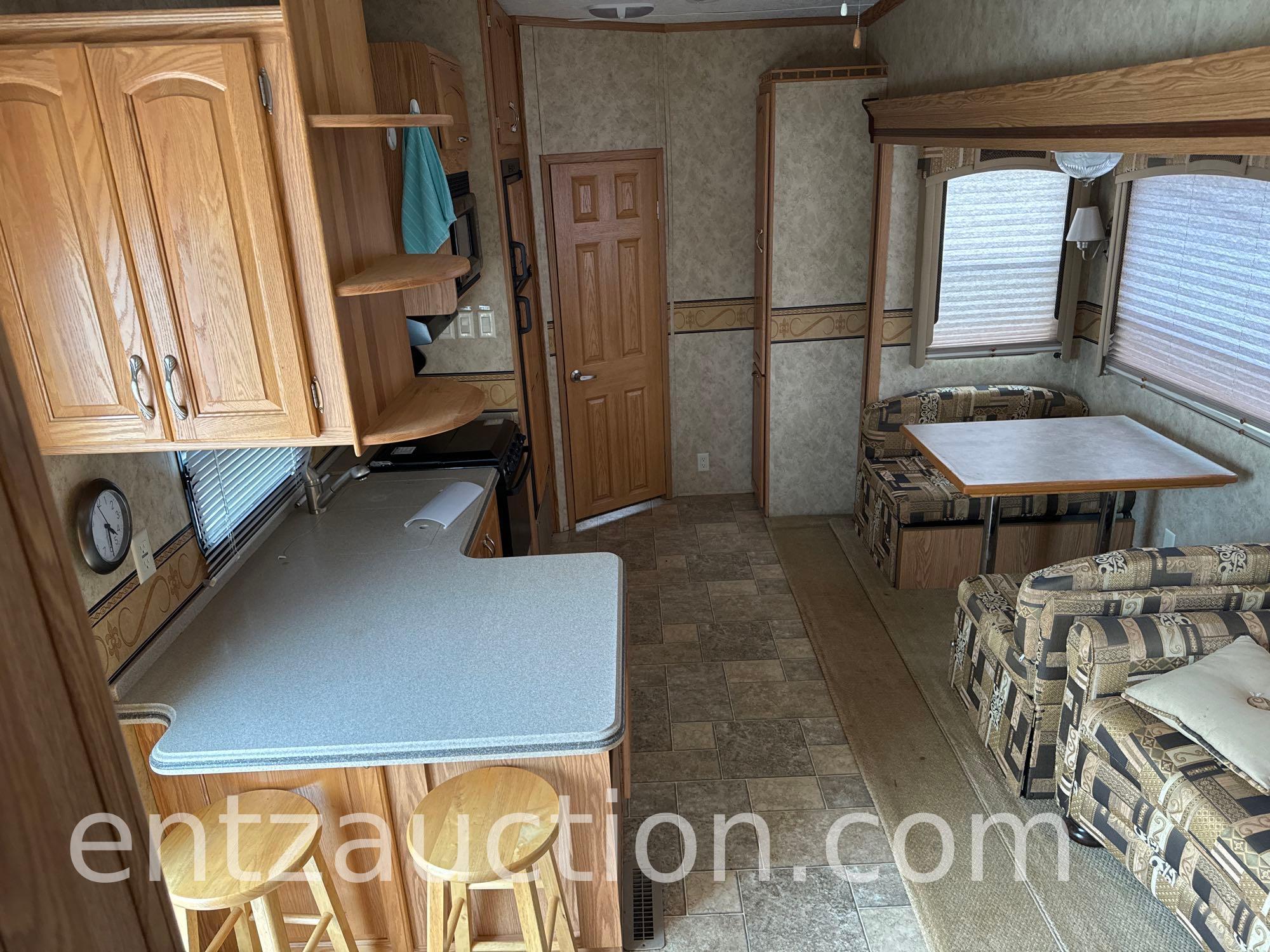 2007 OPEN ROAD 5TH WHEEL, 37', 3 SLIDES, SLEEPS